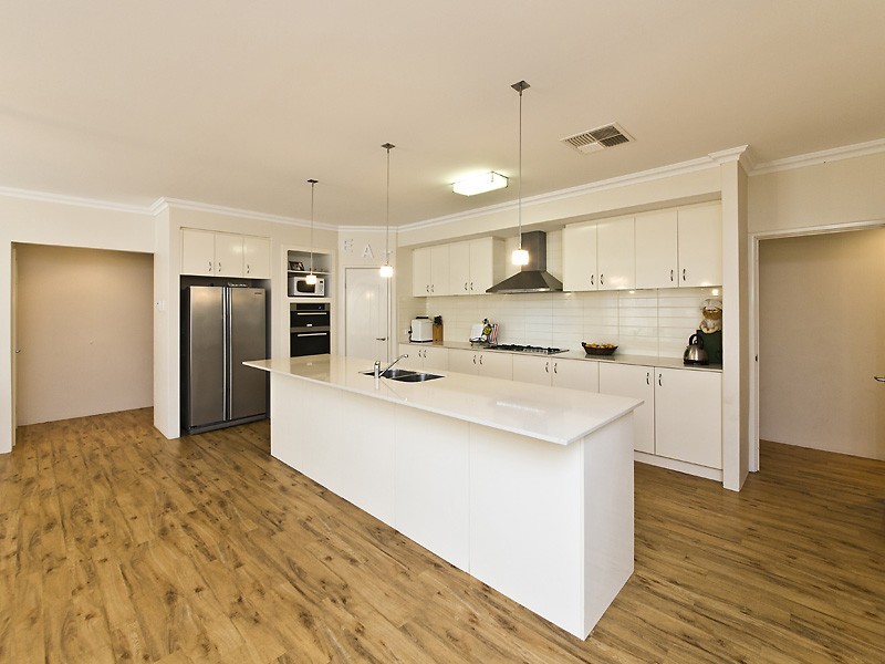 28 Heronwood Glade, Harrisdale WA 6112