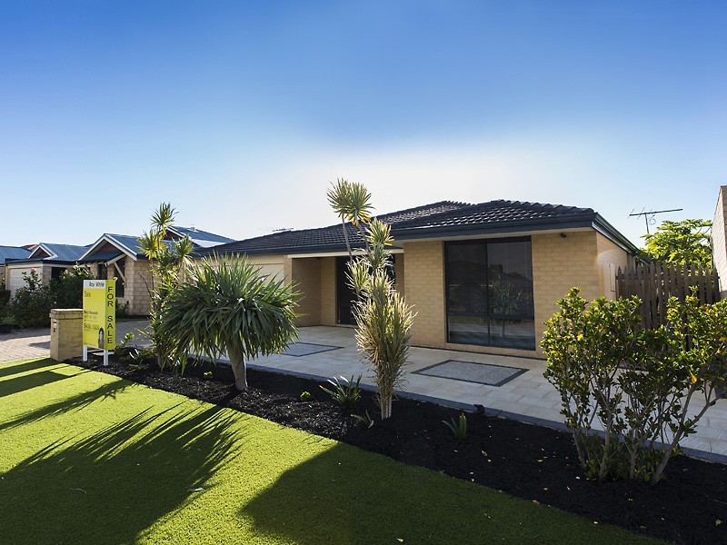 32 Kingia Way, Canning Vale WA 6155