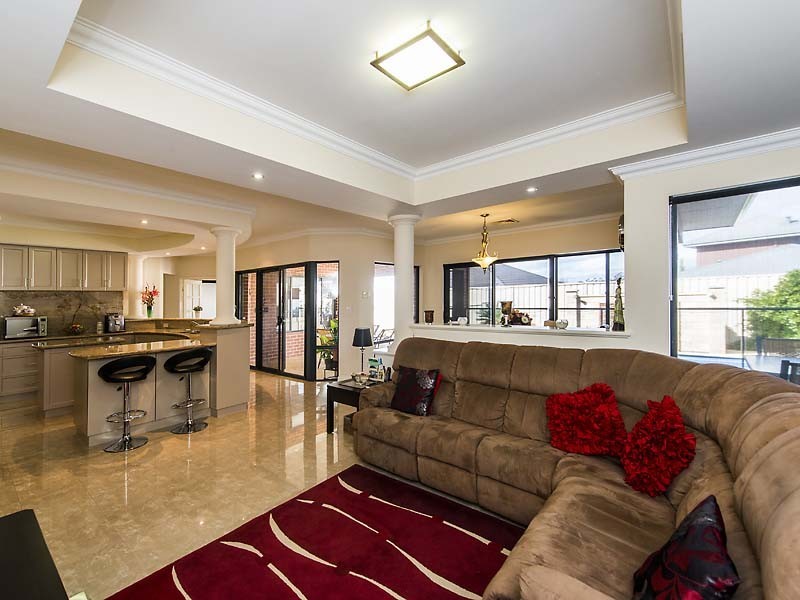 8 Breelya Rise, Canning Vale WA 6155