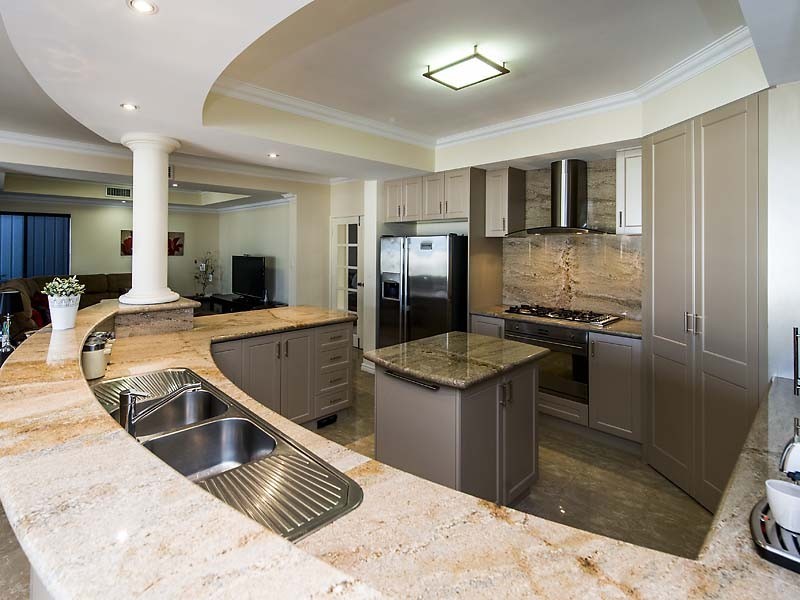 8 Breelya Rise, Canning Vale WA 6155