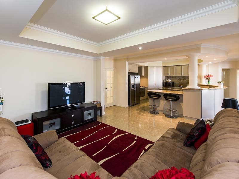 8 Breelya Rise, Canning Vale WA 6155