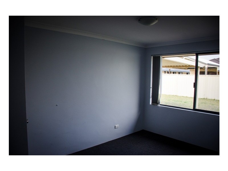 12 Dupont Way, Canning Vale WA 6155