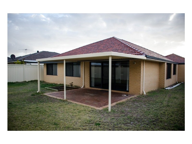 12 Dupont Way, Canning Vale WA 6155