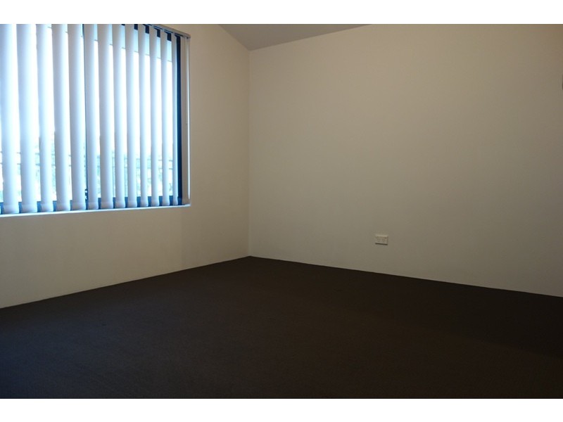 5 Boodjera Bend, Forrestfield WA 6058