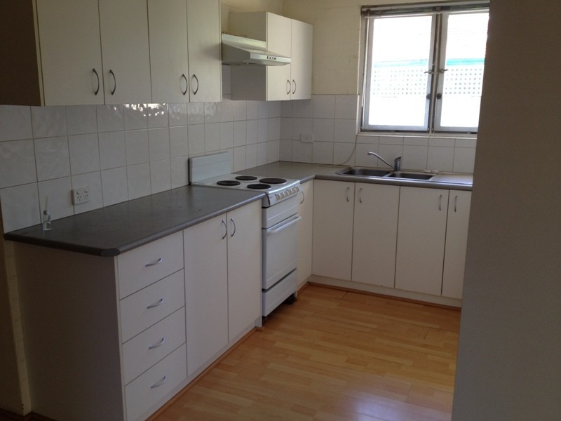 32 Galaxy Street, Beckenham WA 6107