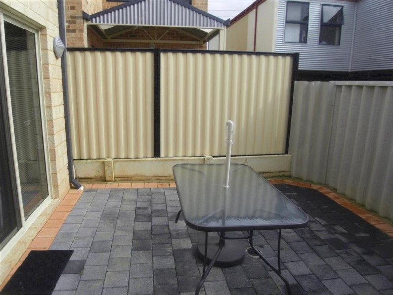 7/6 Morgan Street, Cannington WA 6107