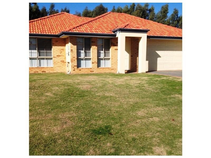 9 Gowrie Approach, Canning Vale WA 6155