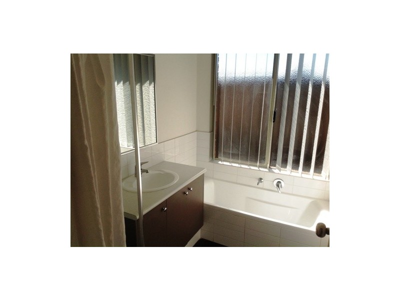 9 Gowrie Approach, Canning Vale WA 6155