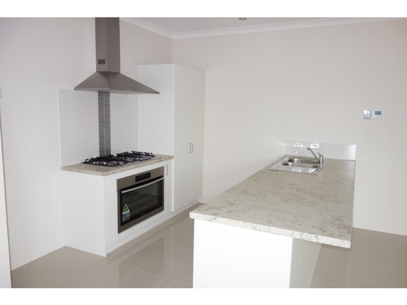 2 Cowes Street, Harrisdale WA 6112