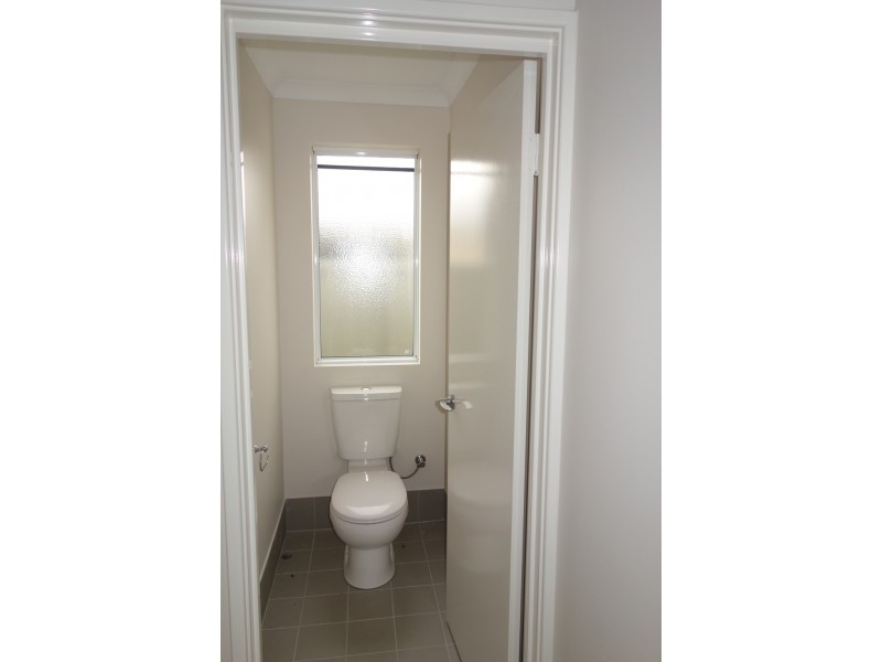 2 Cowes Street, Harrisdale WA 6112