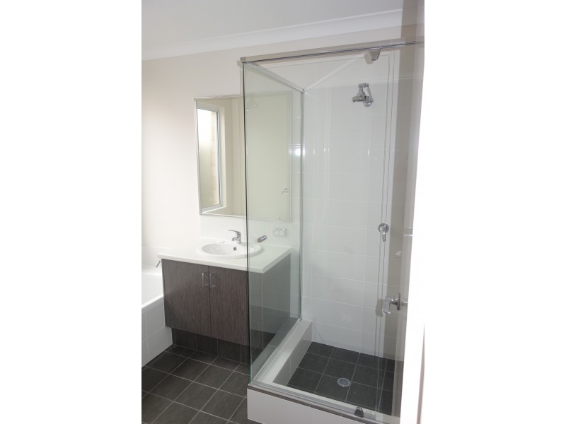 4 Cowes Street, Harrisdale WA 6112