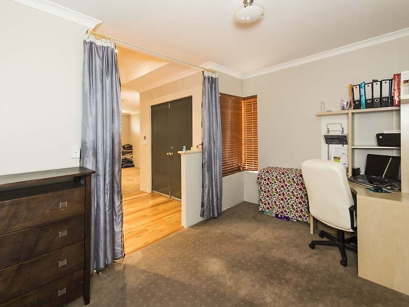 27 Daleford Way, Southern River WA 6110