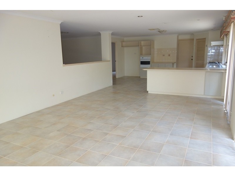 29 Jilakin Loop, Canning Vale WA 6155