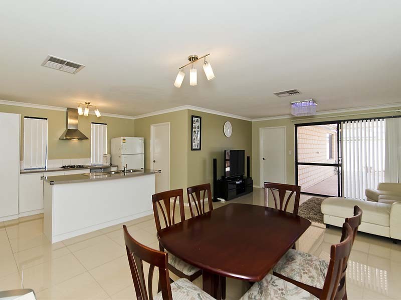 22B Northerly Drive, Harrisdale WA 6112