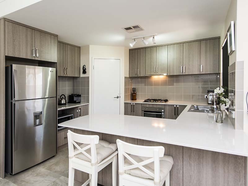 6/15 Blackfriars Meander, Piara Waters WA 6112