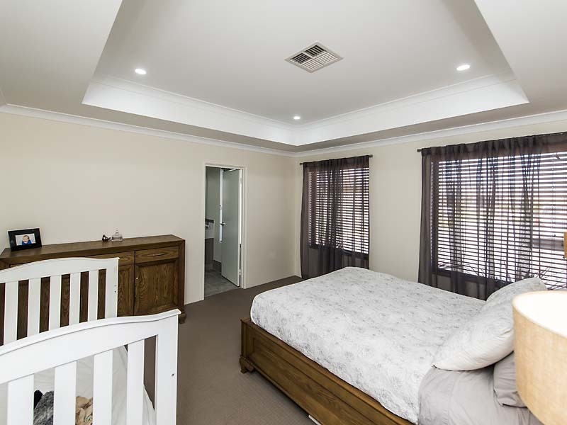 6/15 Blackfriars Meander, Piara Waters WA 6112