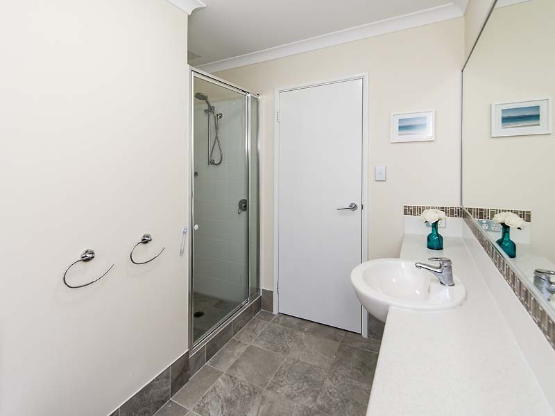 6/15 Blackfriars Meander, Piara Waters WA 6112