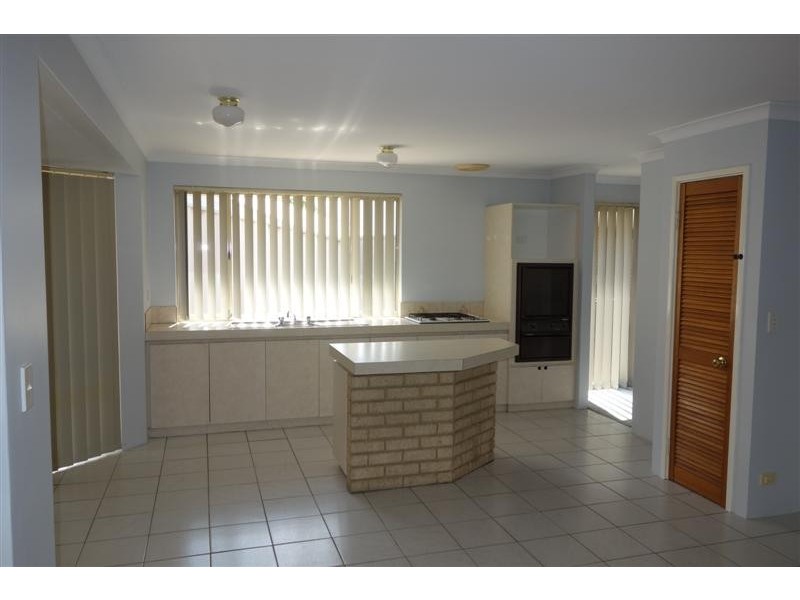 30 Spyglass Circle, Canning Vale WA 6155