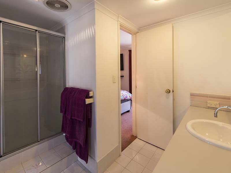 11 Bluebell Court, Thornlie WA 6108