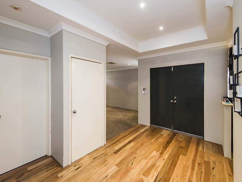 27 Daleford Way, Southern River WA 6110