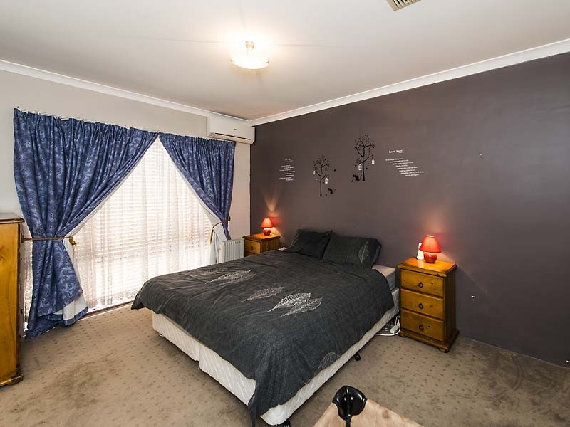 27 Daleford Way, Southern River WA 6110