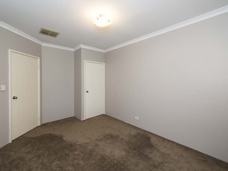 27 Daleford Way, Southern River WA 6110