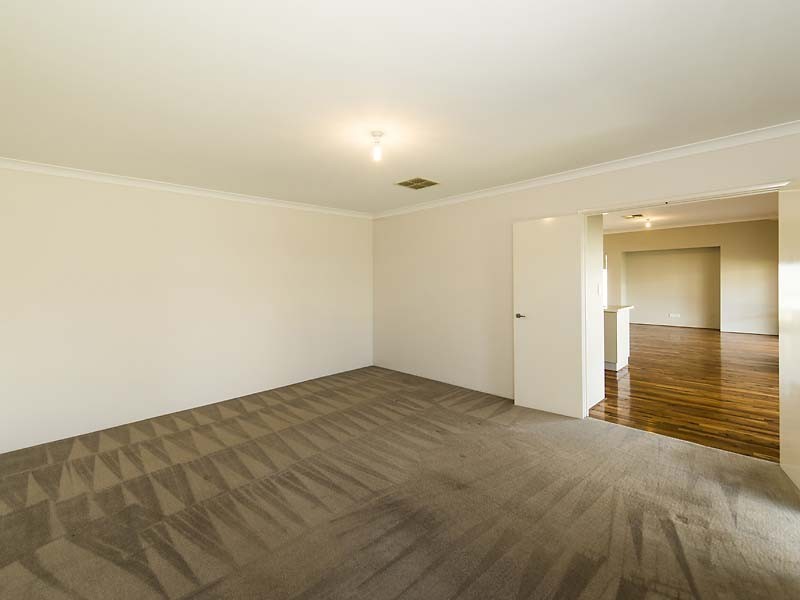 24 Whittaker Turn, Piara Waters WA 6112