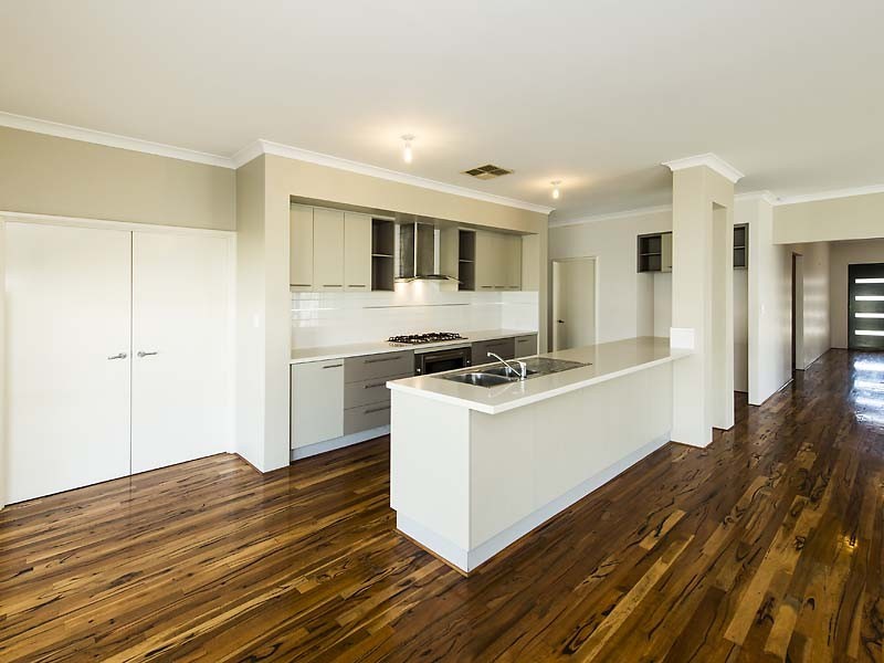 24 Whittaker Turn, Piara Waters WA 6112