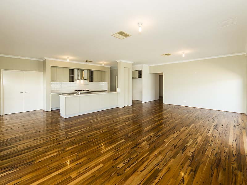 24 Whittaker Turn, Piara Waters WA 6112