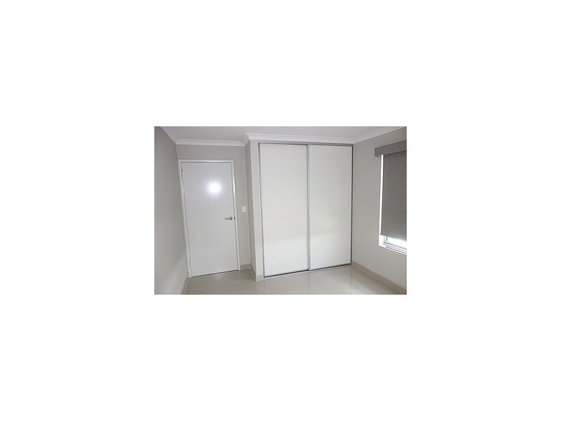 16 Lee-Steere, Piara Waters WA 6112