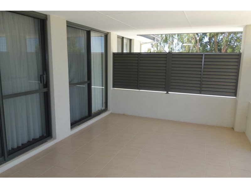 16 Lee-Steere, Piara Waters WA 6112