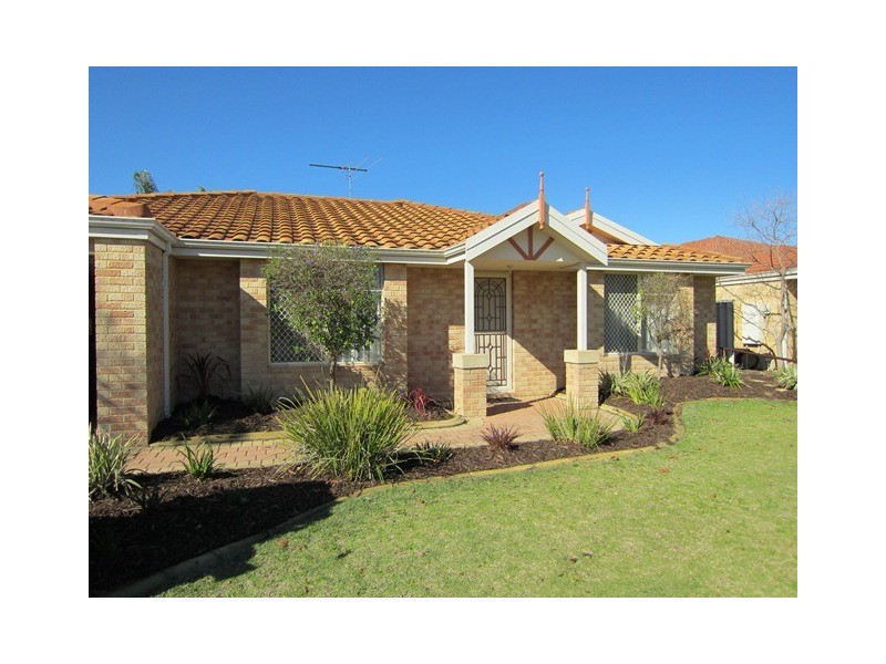 19 Davidia Lake Drive, Canning Vale WA 6155