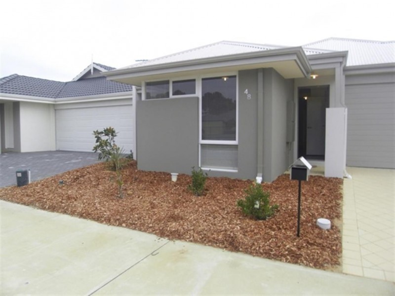 48 Erade Drive, Piara Waters WA 6112