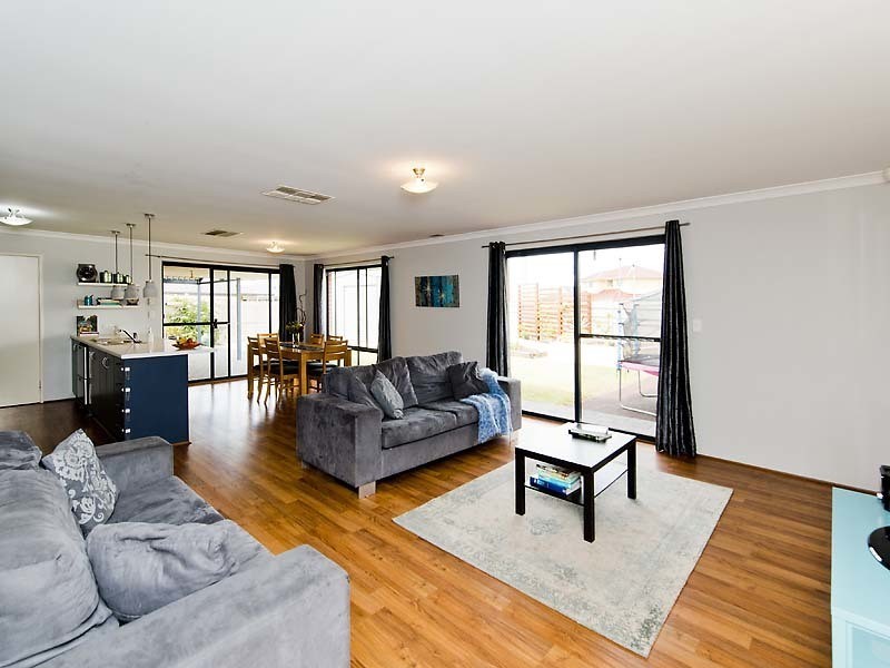1 Grandis Bend, Southern River WA 6110
