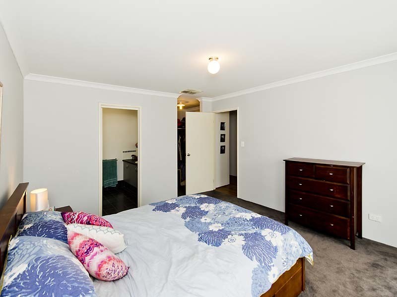 1 Grandis Bend, Southern River WA 6110