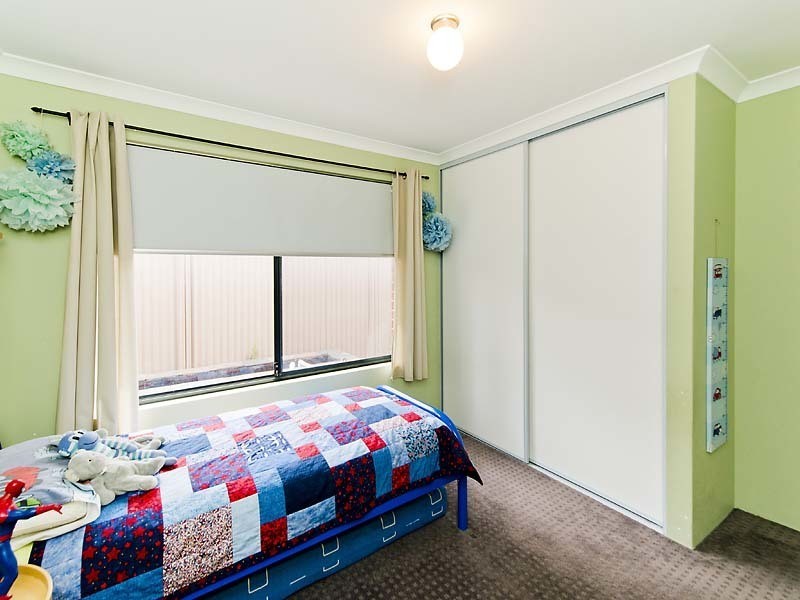 1 Grandis Bend, Southern River WA 6110