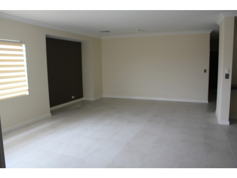 19 Caraway Street, Banjup WA 6164