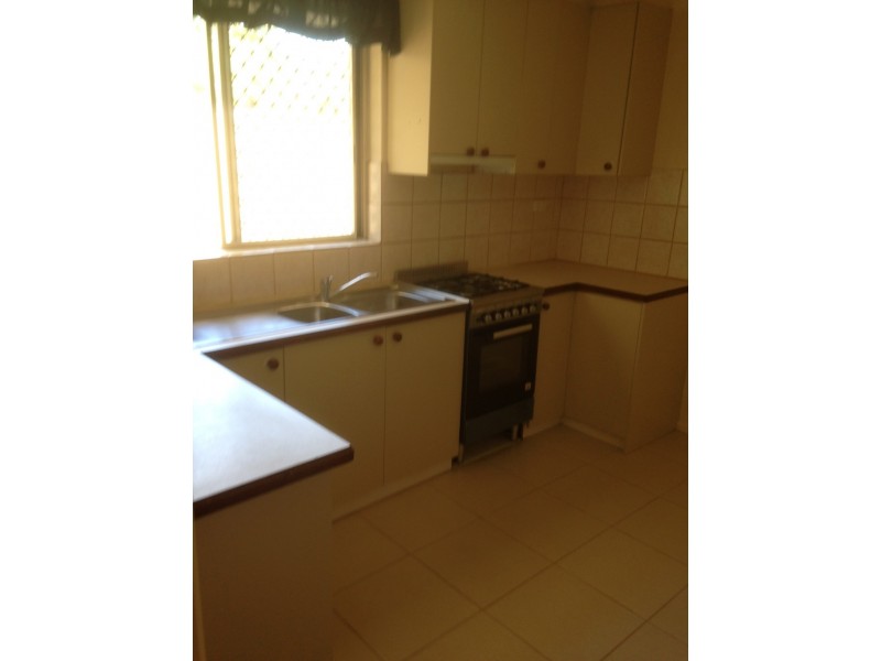 2 BROOKSIDE AVE, Kelmscott WA 6111