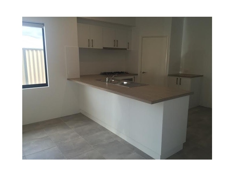 48 Villatella Gardens, Piara Waters WA 6112