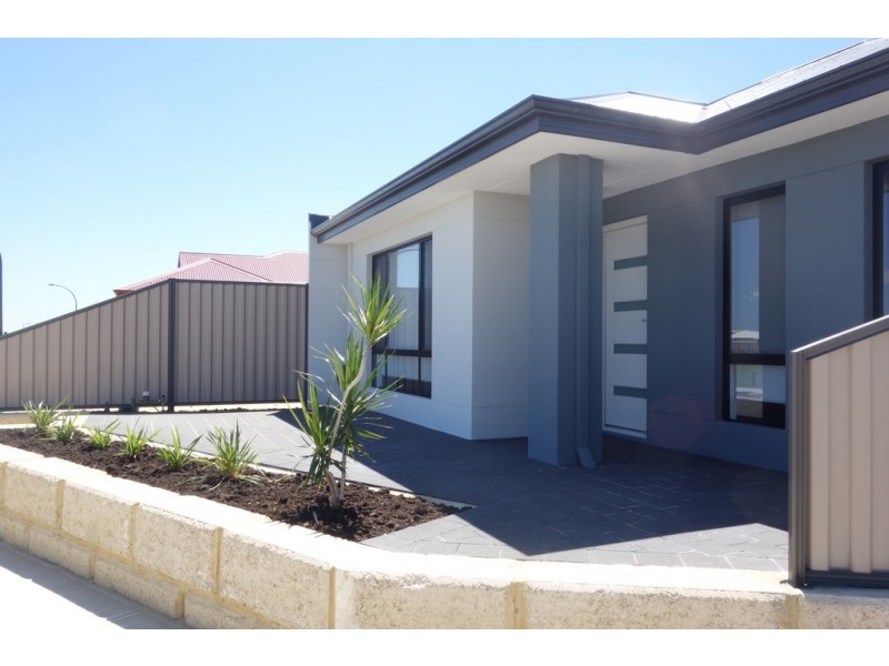 48 Villatella Gardens, Piara Waters WA 6112