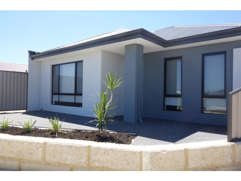 48 Villatella Gardens, Piara Waters WA 6112