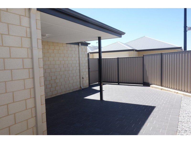 48 Villatella Gardens, Piara Waters WA 6112