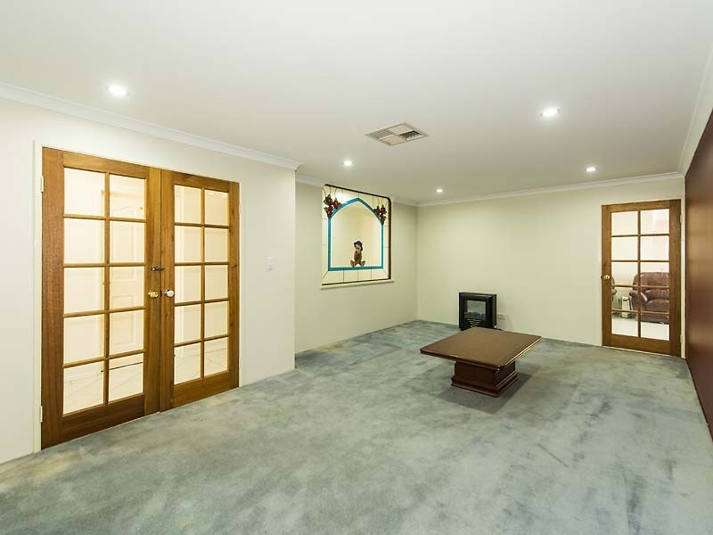 3 Seddon Way, Canning Vale WA 6155