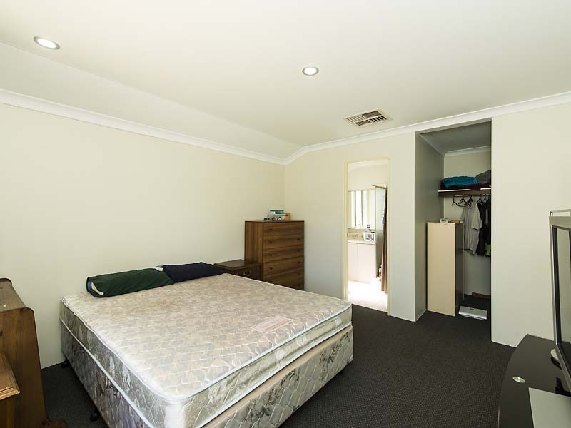 3 Seddon Way, Canning Vale WA 6155