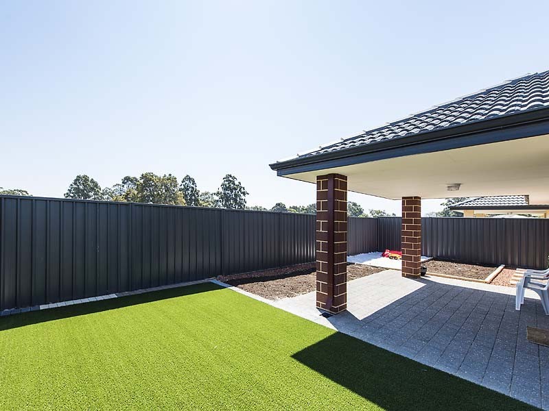 11 Calvert Loop, Hilbert WA 6112