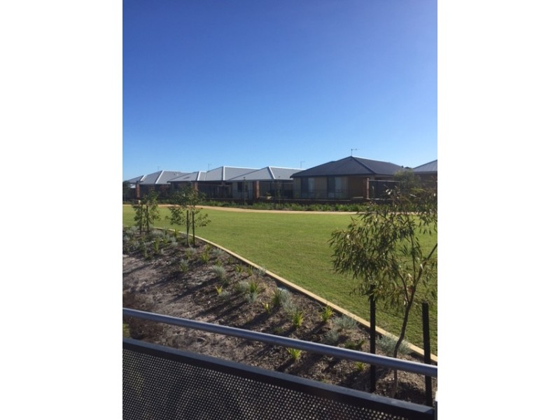 91 Fairweather Drive, Piara Waters WA 6112