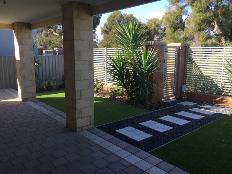 14 Crick Lane, Piara Waters WA 6112