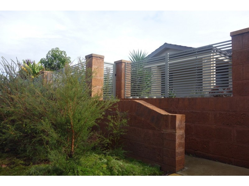 14 Crick Lane, Piara Waters WA 6112