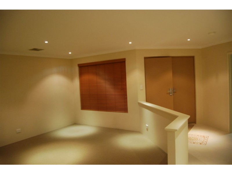 31 Surbiton Approach, Wellard WA 6170