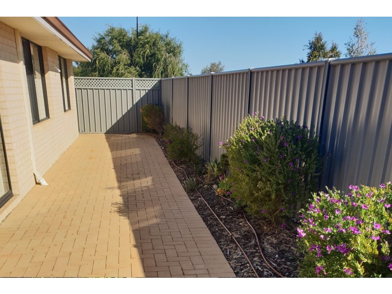 31 Surbiton Approach, Wellard WA 6170